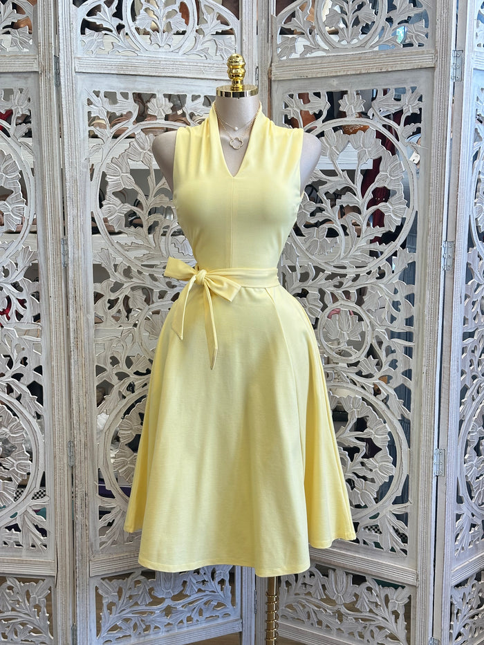 Butter Ribbon Fit and Flare Dress -Estira Poco, Slightly Stretchy