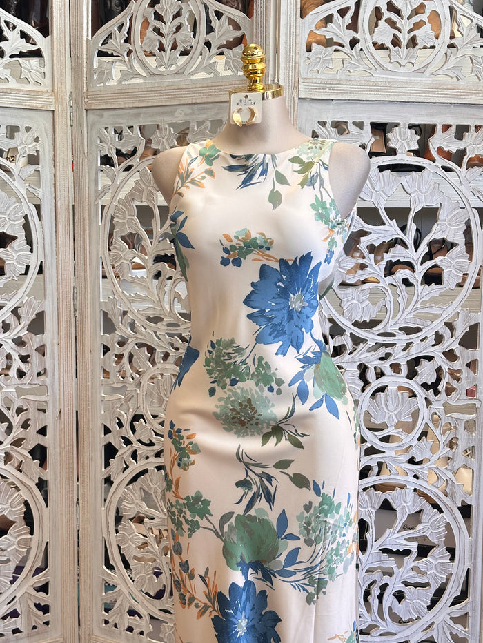 Draped Back Floral Satin Dress- Not Stretchy, No Estira