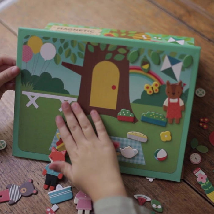 Magnetic Play Scene - Treehouse Party