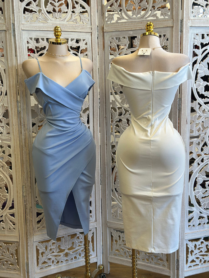 Sharp Wrapped Slit Dress - Estira Poco , Slightly Stretchy