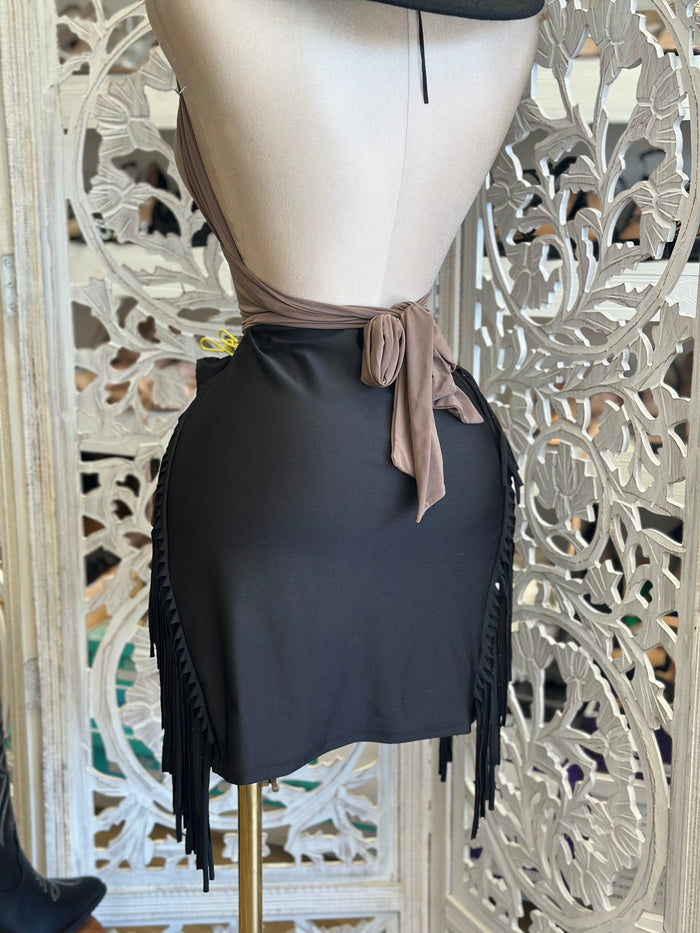 Black  Ruffle Mini Skirt /very stretchy