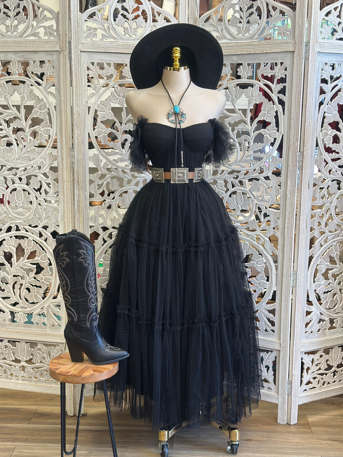 Black Tulle Maci Dress -Slightly Stretchy, Estira Poco