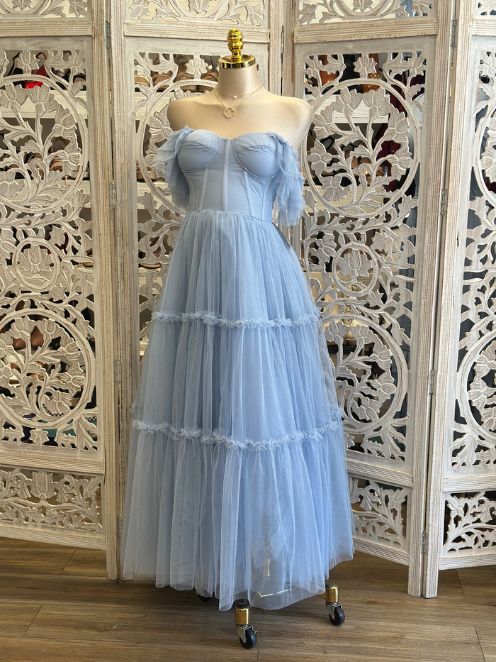 Blue Dream Tulle Dress -Estira Poco , Slightly Stretchy