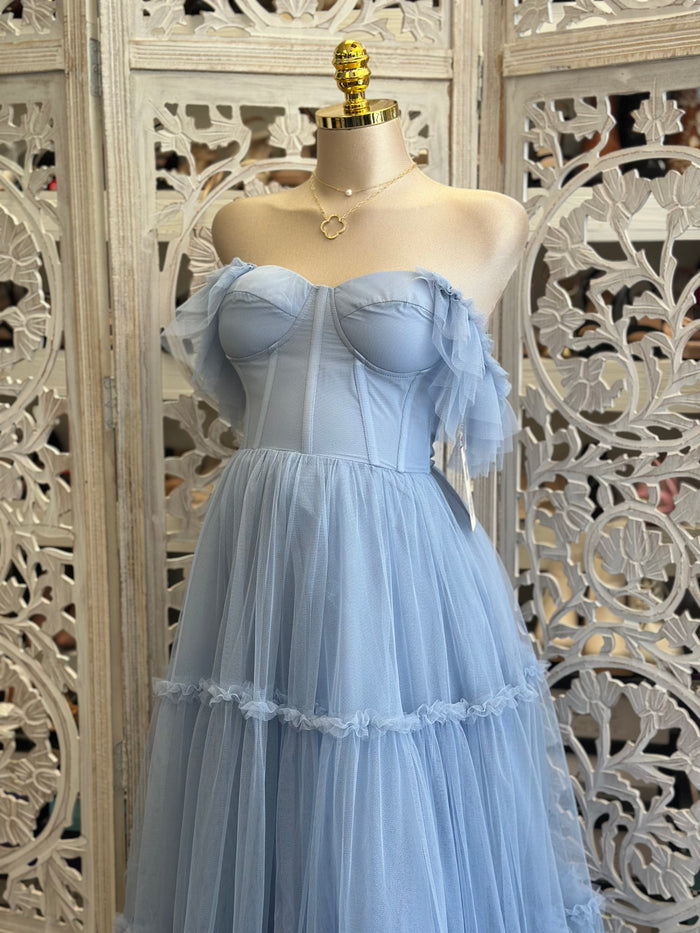 Blue Dream Tulle Dress -Estira Poco , Slightly Stretchy