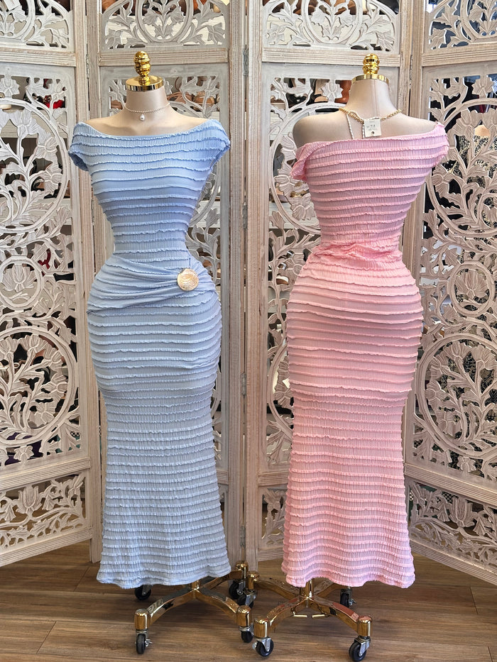 Boat Neck Mini Ruffle Shell Dress- Slightly Stretchy, Estira Poco