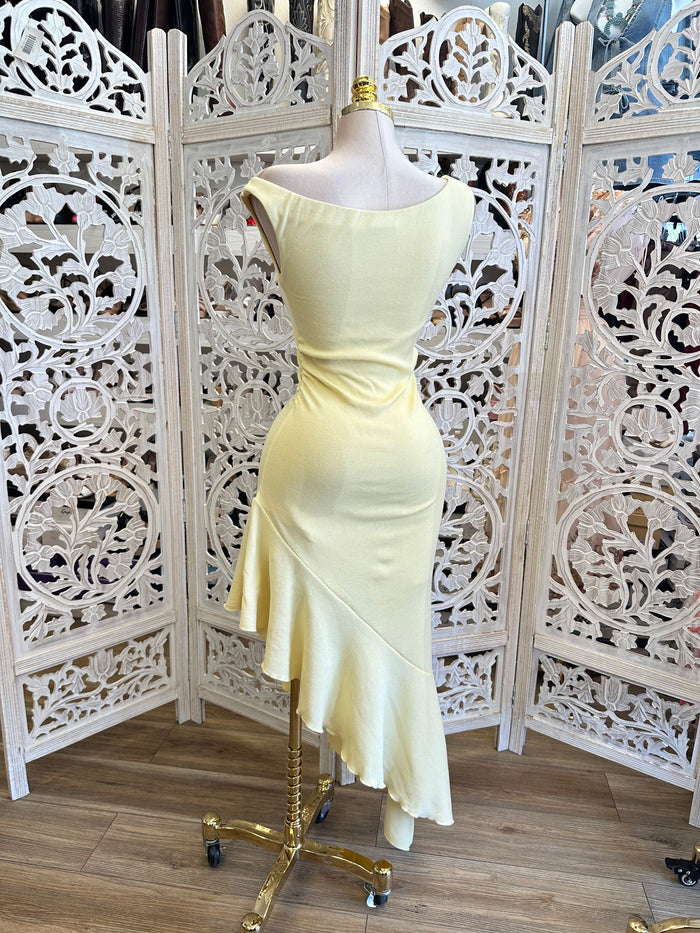 Boat Neck Yellow Pastel Dress-Stretchy, Estira