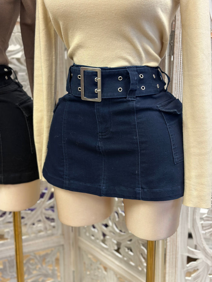 Buckle Belt Denim Mini Skirt-Estira, Stretchy falda corta