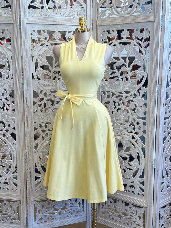 Butter Ribbon Fit and Flare Dress -Estira Poco, Slightly Stretchy