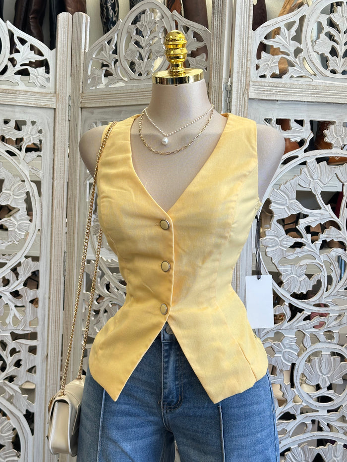 Button up Yellow Vest Top- Estira Poco, Slightly Stretchy