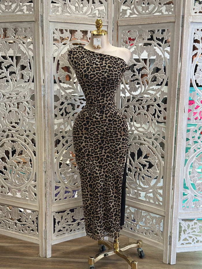 Cheetah One Sleeve Dress- Stretchy,Estira