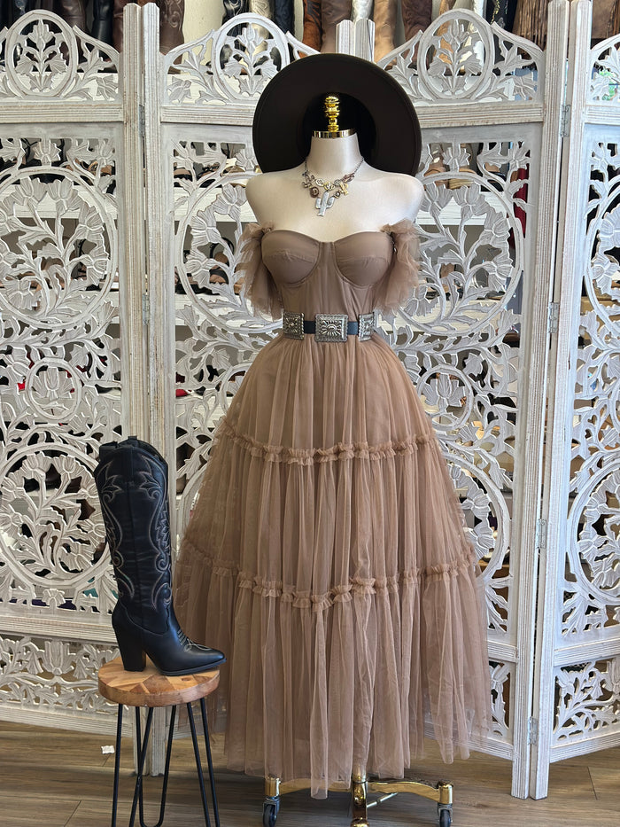 Earth Brown Tulle Maci Dress -Slightly Stretchy, Estira Poco