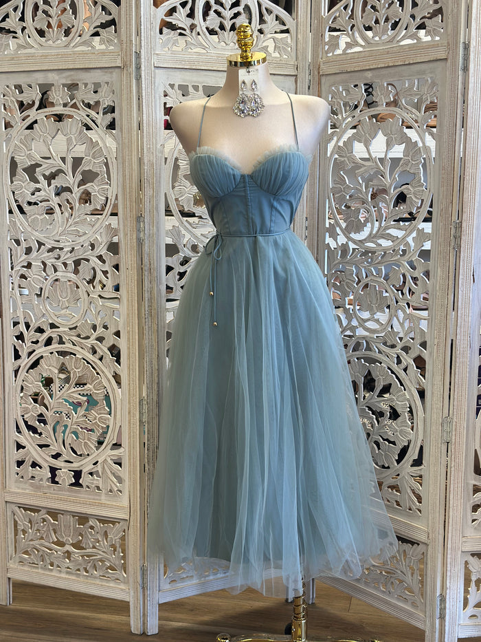 Ella Strappy Puffy Dress-No Estira, Not Stretchy