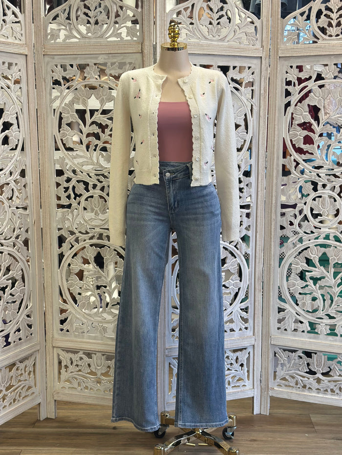 Floral Embroidered Dainty Sweater
