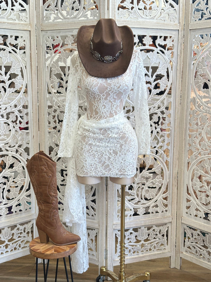 Full Lace Tailed Mini Dress- No Estira, Not Stretchy