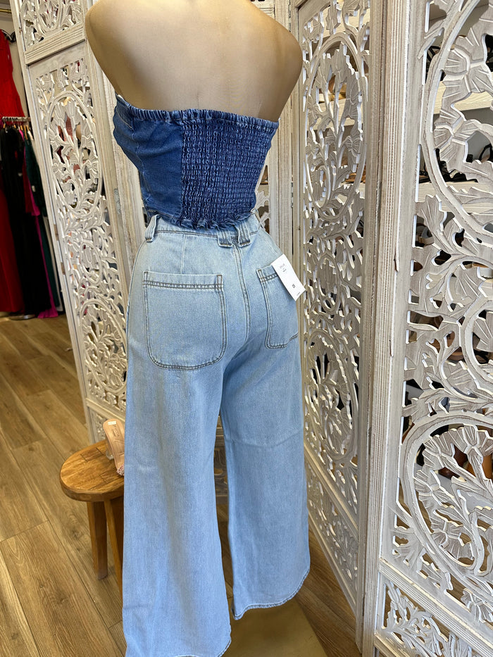 High Rise Button Light Wash Flare Jeans-Not Stretchy, No Estira