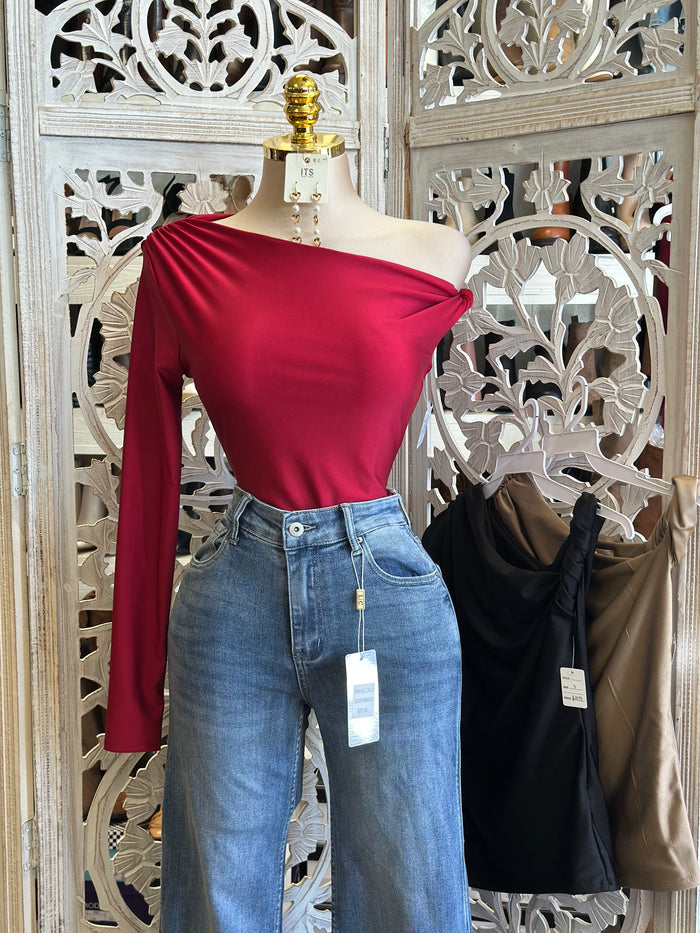 High Rise Denim Medium Wide Leg Jeans - Stretchy, Estira