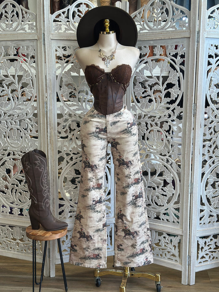 Horse Print Western Jeans - Slightly Stretchy, Estira Poco