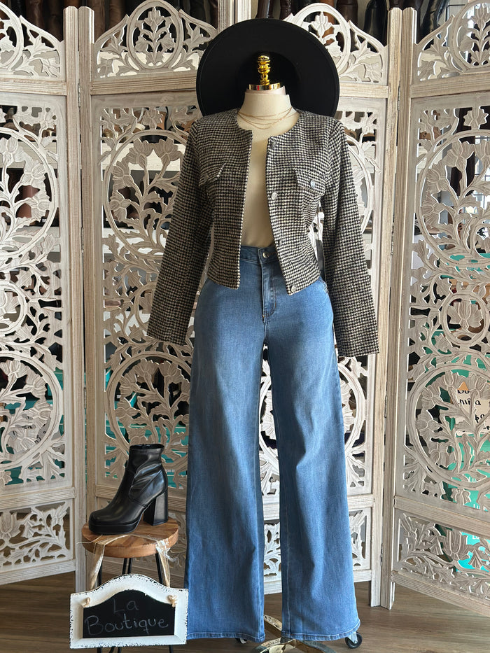 Houndstooth Brown and Black Pattern Blazer- No Estira, Not Stretchy