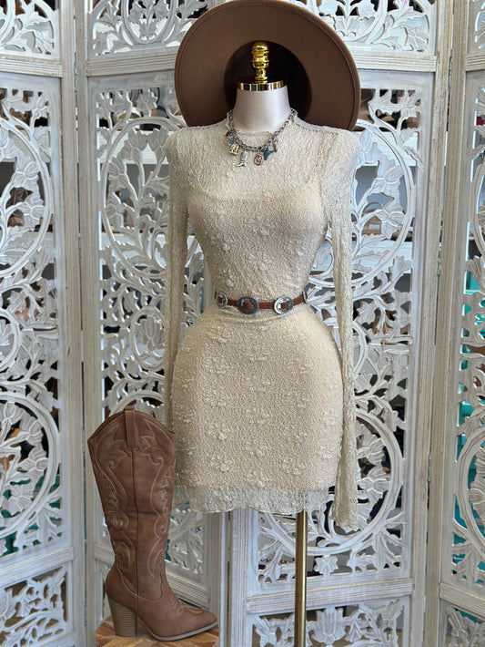 Long Sleeve Lace Mini Dress- Not Stretchy, No Estira