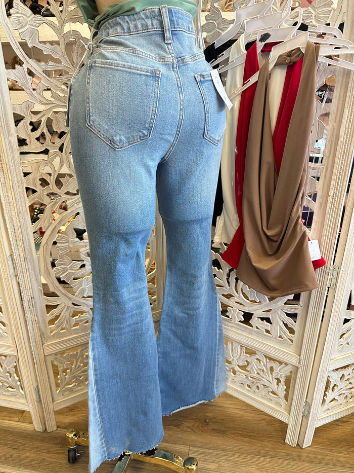 Medium Wash Colorblock Jeans - Stretchy, Estira