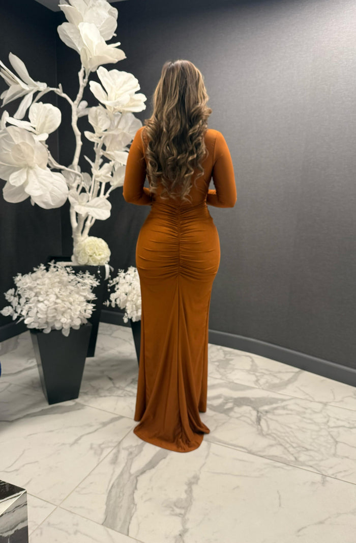 Mid Slit Knotted Gown-Stretchy,Estira