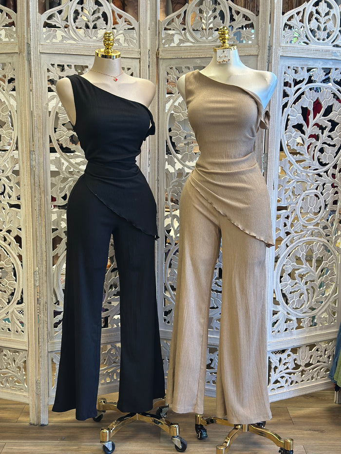 Mini Pleated Asymmetrical Set-Stretchy, Estira