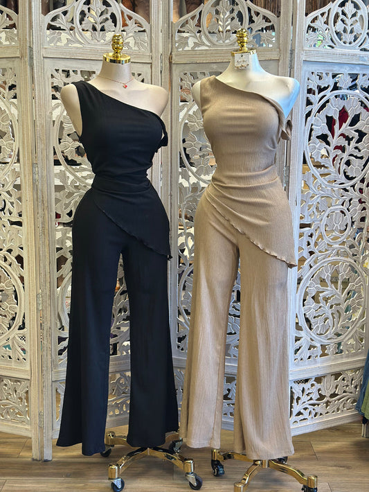 Mini Pleated Asymmetrical Set-Stretchy, Estira