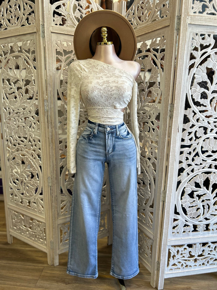 One Sleeve Cutout Top- Estira, Stretchy