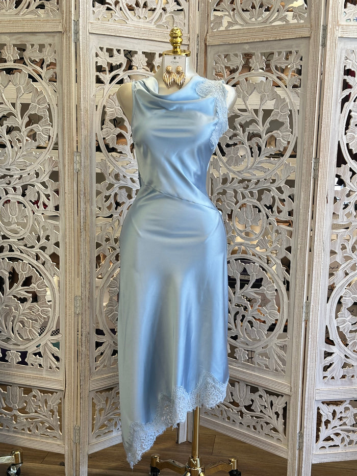 Pastel Blue Lace Midi Dress - No Estira, Not Stretchy