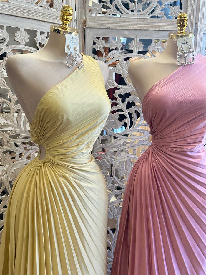 Pleated One Sleeve Dress- Not Stretchy, Not Estira