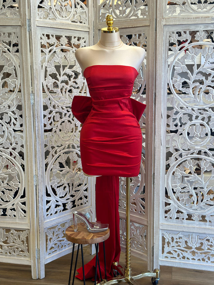 Red Heart Lined Enlarged Bow Dress - No Estira, Not Stretchy