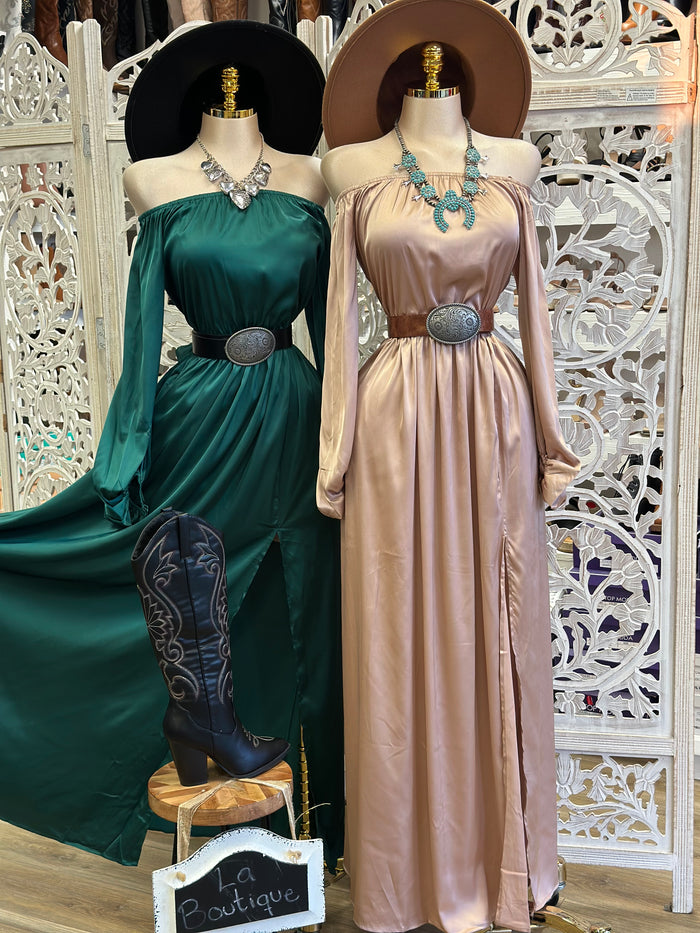 Satin Off Shoulder Maxi Dress- Stretchy from waist ,Estira de la cintura
