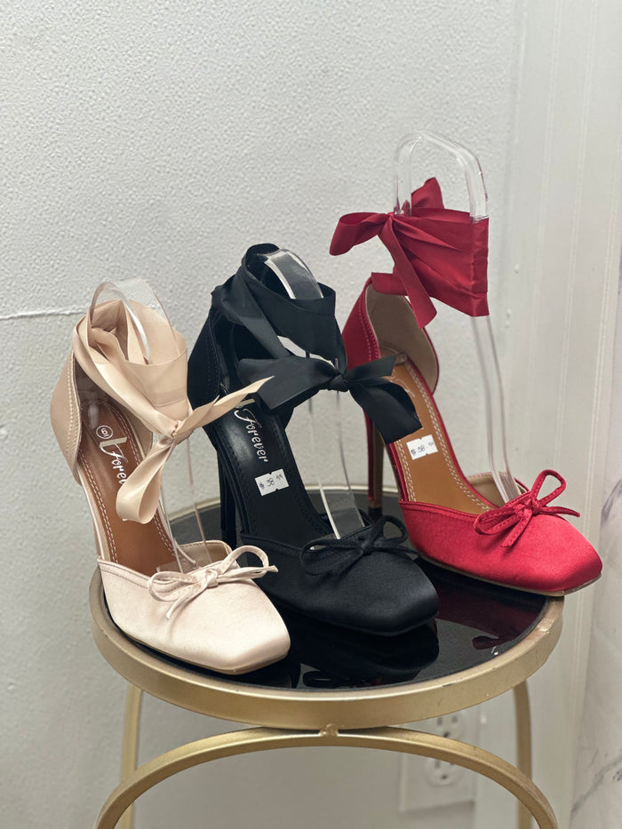 Satin Ribbon Closed Toes Heels