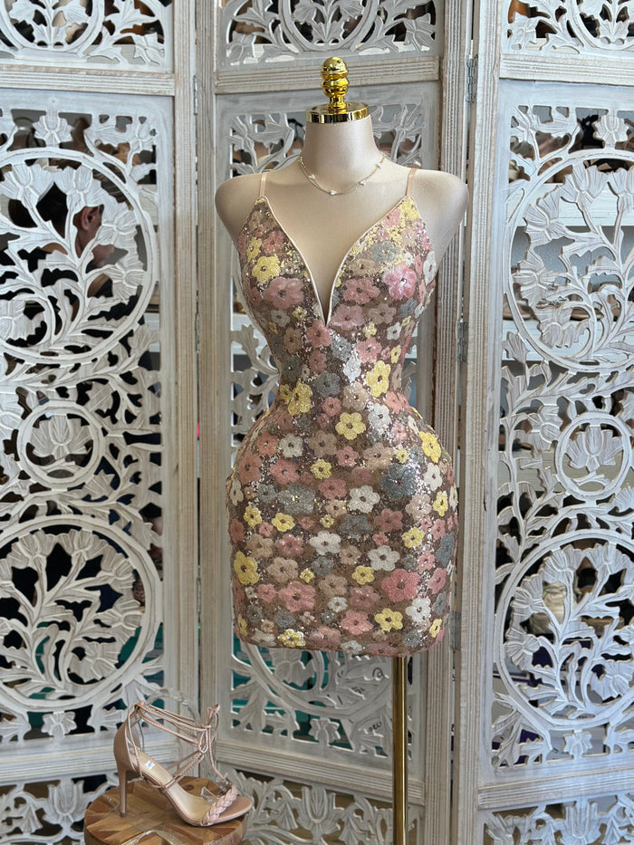 Sequin Floral Mini Dress- Not Stretchy, No Estira