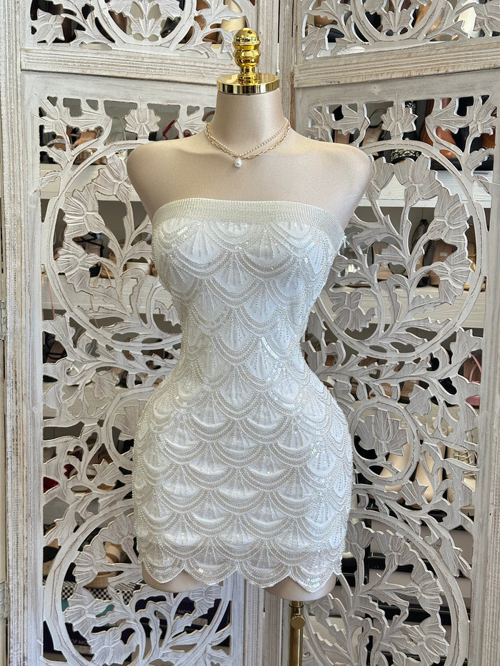 Sequin Pattern Mini Dress-Stretchy, Estira