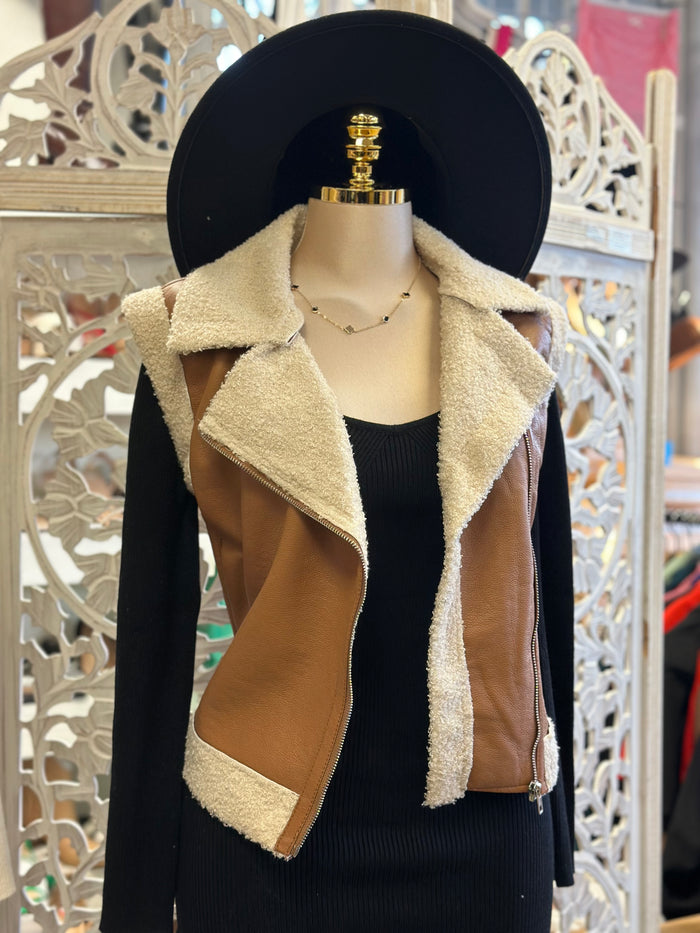 Sherpa Faux Leather Brown Vest- Slightly Stretchy, Estira Poco