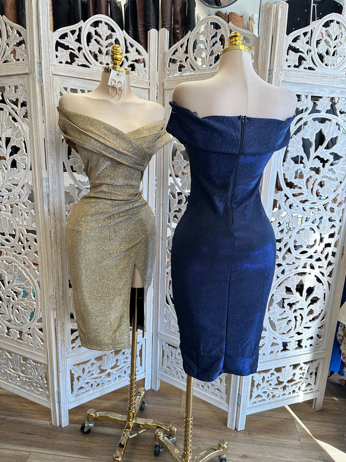 Shimmery Wrapped Cocktail Dress- Stretchy,Estira poco