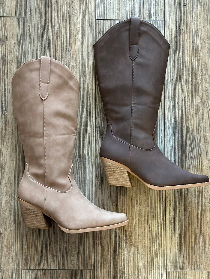 Simple Girly Cowgirl Boots