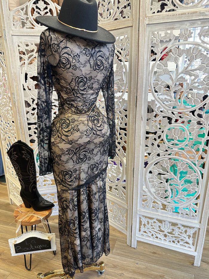 Square Neck Nude Lace Dress- Stretchy,Estira