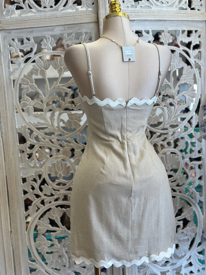 Squiggle Line Beige Mini Dress- Not Stretchy, No Estira