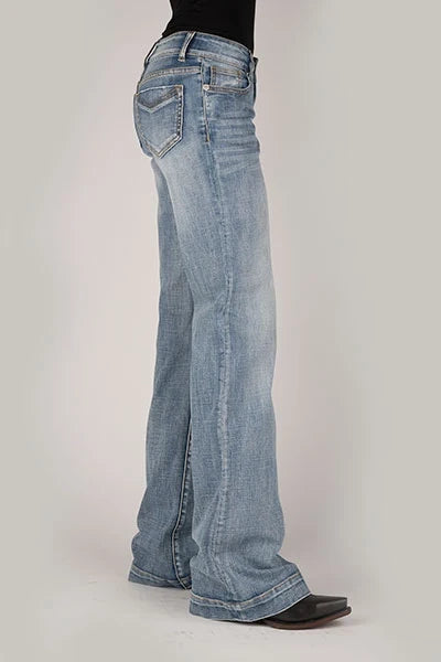 Stetson 214 Trouser Fit V Pocket (Light Wash) - Women's Jeans (Closeout)