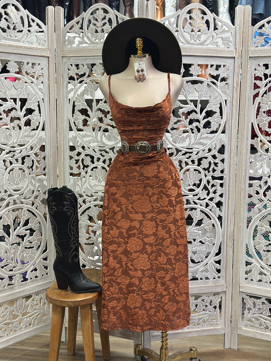 Velvet Floral Brick Flowy Dress- Not Stretchy,No Estira