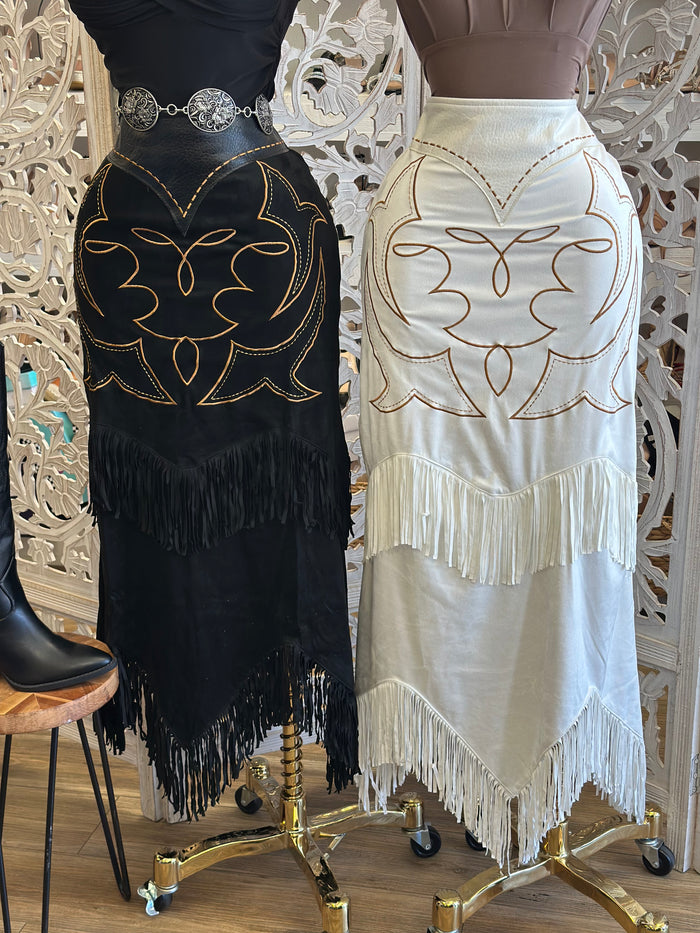 Western Embroidered Maxi Skirt-  Not Stretchy , No Estira